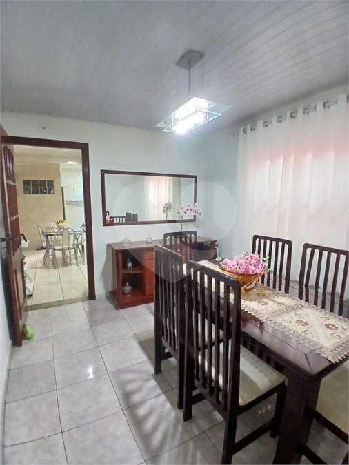 Casa à venda com 3 quartos, sendo 1 suíte, em Vila Rica, São Paulo, SP