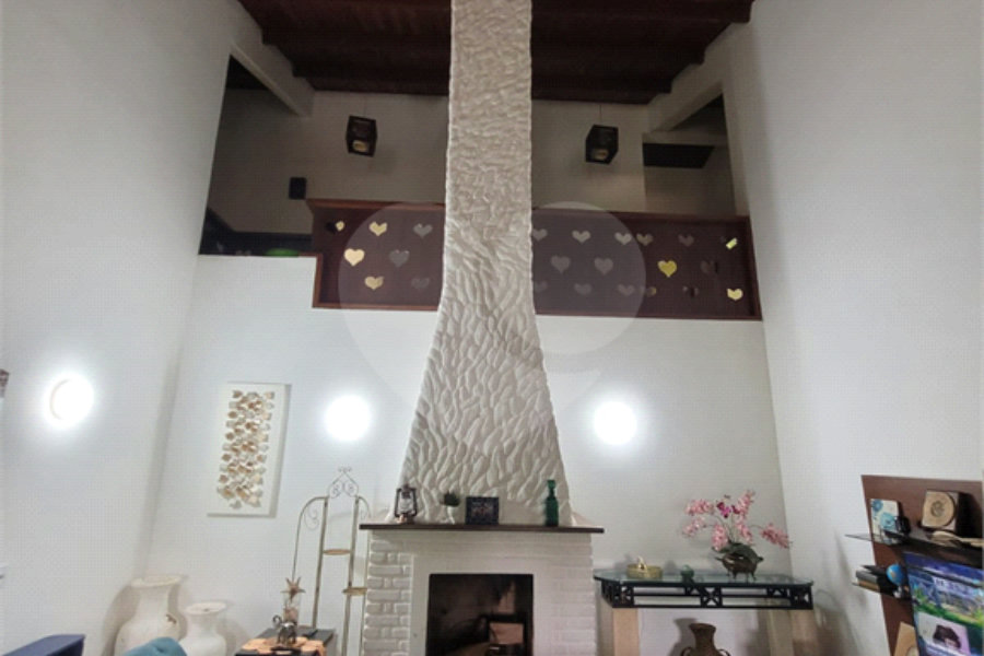 Casa à venda com 4 quartos, sendo 2 suítes,  em Serra da Cantareira, Mairiporã, SP