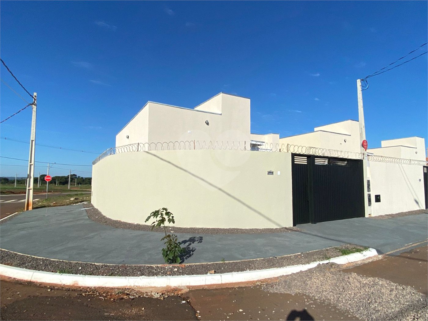 Casa à venda com 2 quartos, sendo 1 suíte, em Ipê, Três Lagoas, MS