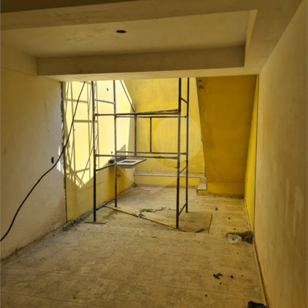 Sobrado à venda com 3 quartos, sendo 1 suíte, em Vila Gomes, São Paulo, SP