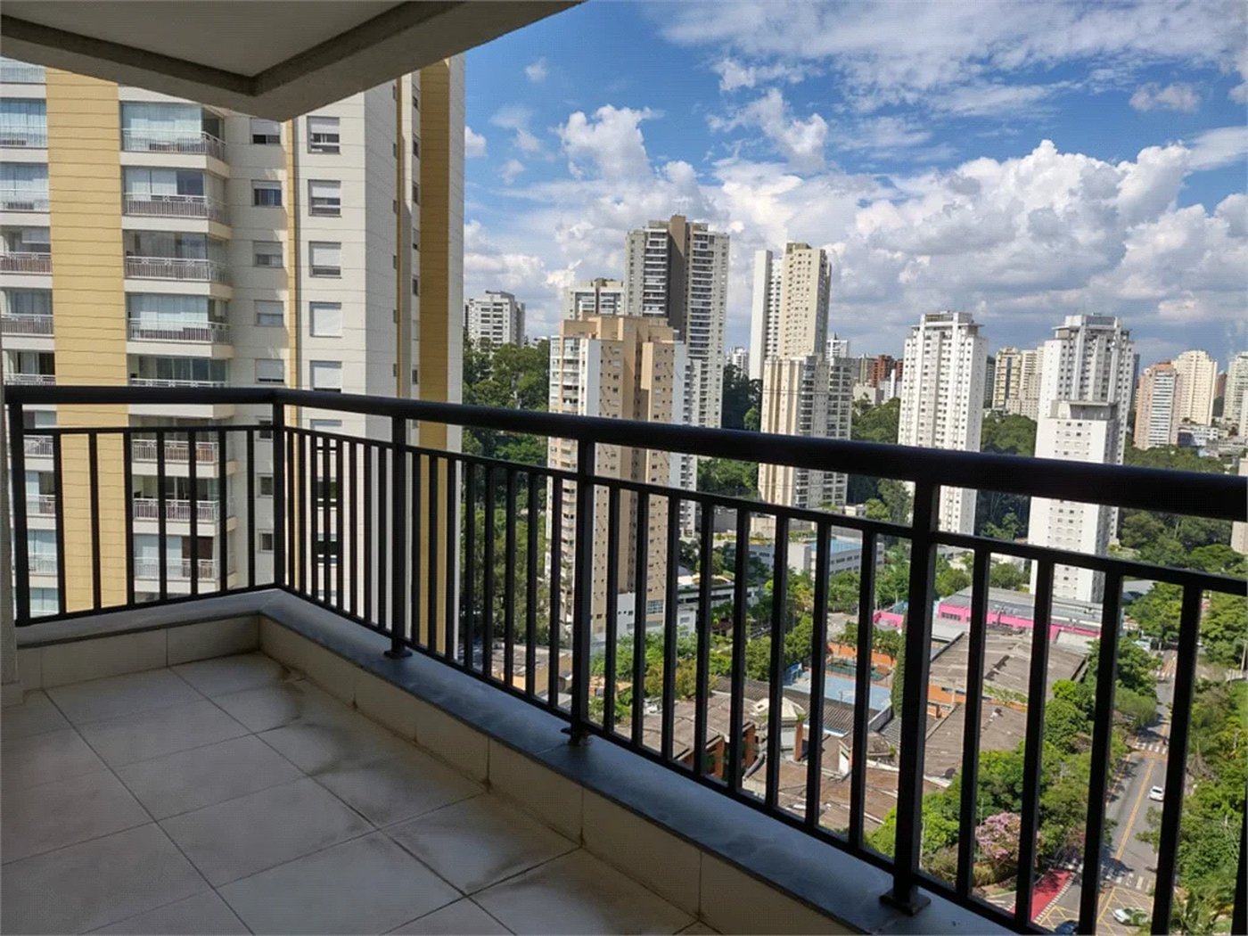 Apartamento à venda com 2 suítes em Vila Andrade, São Paulo, SP