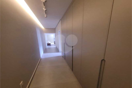 Casa à venda com 3 suítes no condomínio Piemonte, Indaiatuba - SP