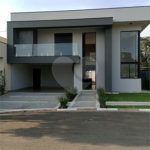 Casa à venda com 3 suítes no condomínio Terras do Caribe, Valinhos - SP