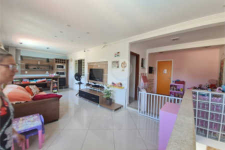 Casa à venda com 4 quartos, sendo 1 suíte, em Campo Grande, Rio de Janeiro, RJ