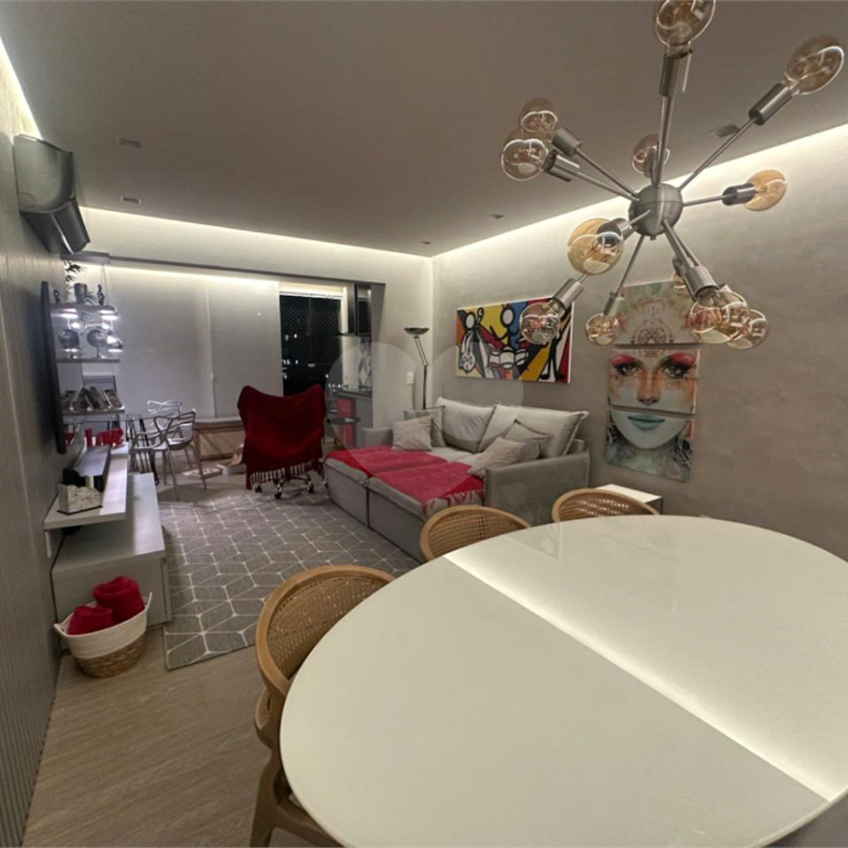 Apartamento à venda com 3 quartos, sendo 2 suítes, em Santo Amaro, São Paulo, SP