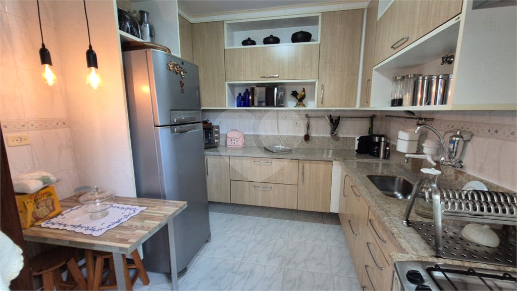 Casa à venda com 3 quartos, sendo 1 suíte, no condomínio Indefinido_ernani Pinto_439, São Paulo - SP