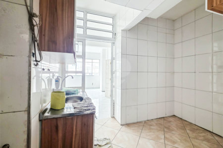 Apartamento - Bela Vista - 2 Quartos / Dormitórios - Venda / Compra