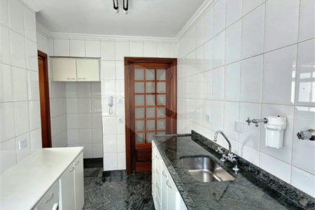 Apartamento à venda com 2 suítes em Moema, São Paulo, SP