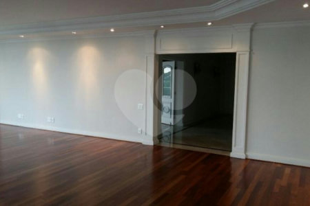 Apartamento à venda com 4 suítes em Alto da Boa Vista, São Paulo, SP