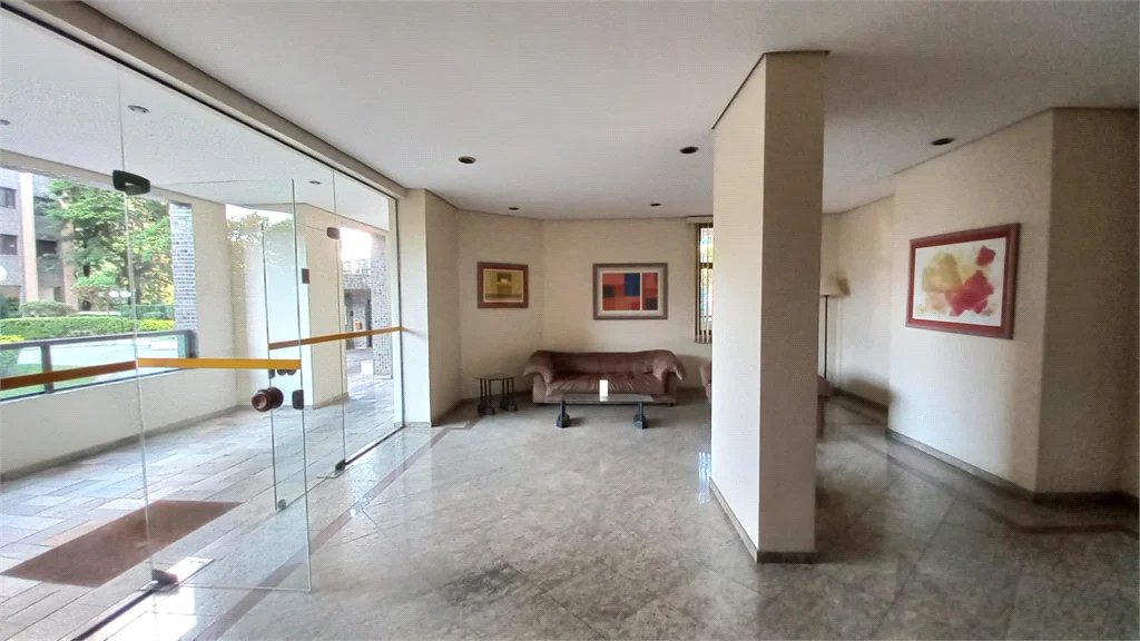 Apartamento à venda com 3 quartos, sendo 1 suíte, em Vila Indiana, São Paulo, SP