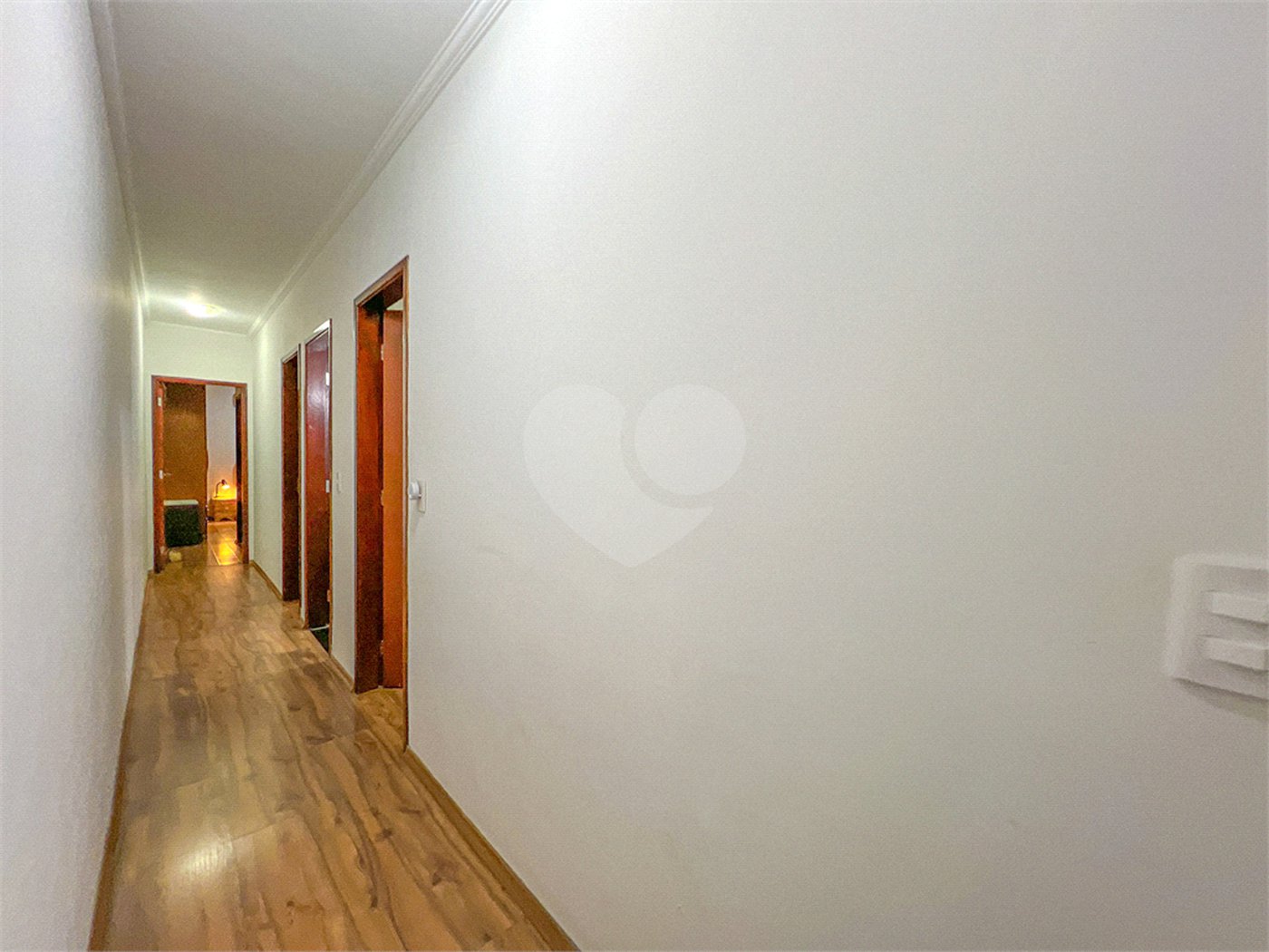 Casa à venda com 3 quartos, sendo 1 suíte,  no condomínio 658, São Paulo - SP