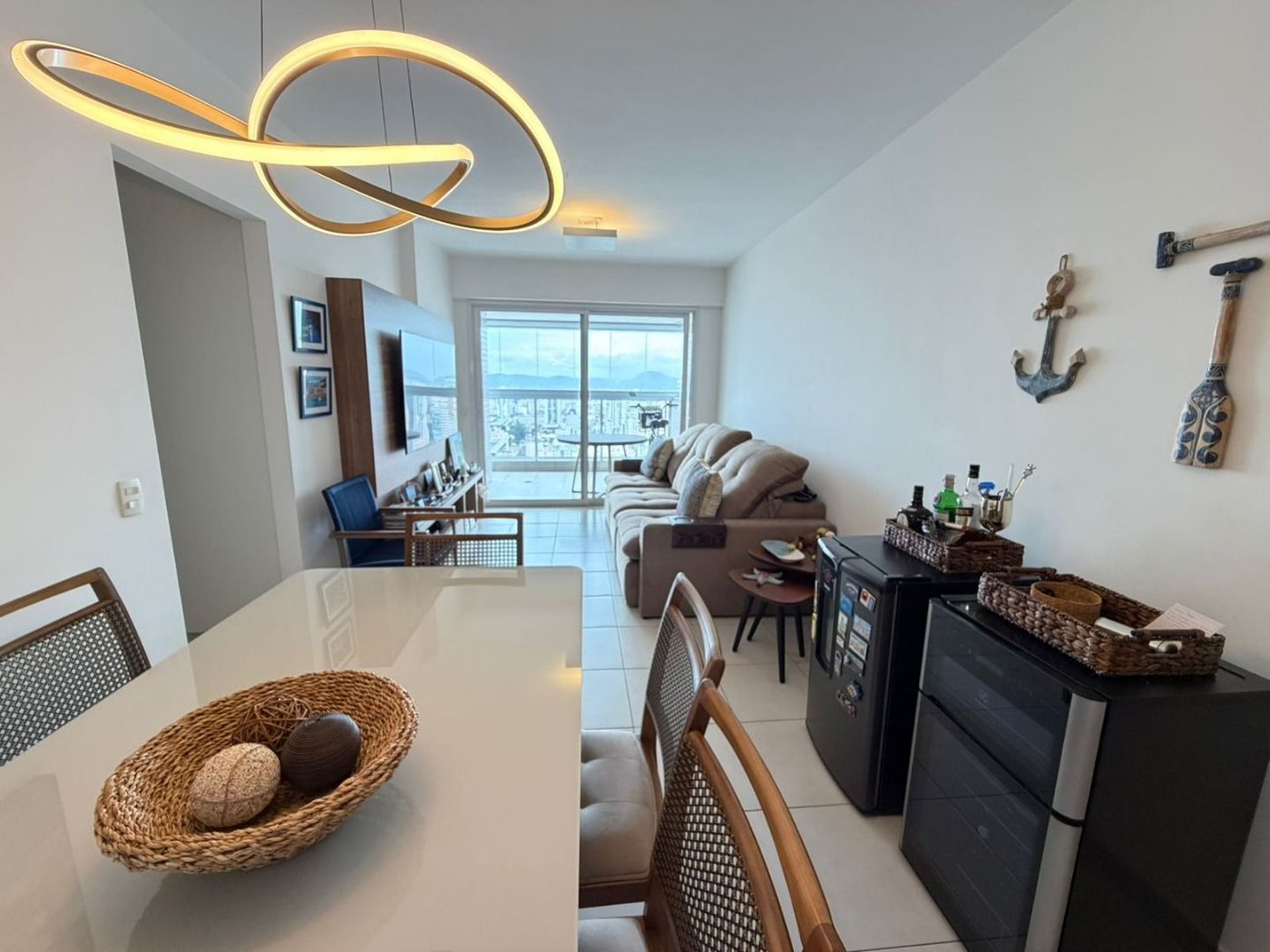 Apartamento com 2 dormitórios à venda, 83 m² por R$ 1.430.000,00 - Gonzaga - Santos/SP