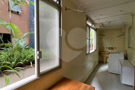 Apartamento à venda com 3 quartos, sendo 1 suíte, em Higienópolis, São Paulo, SP