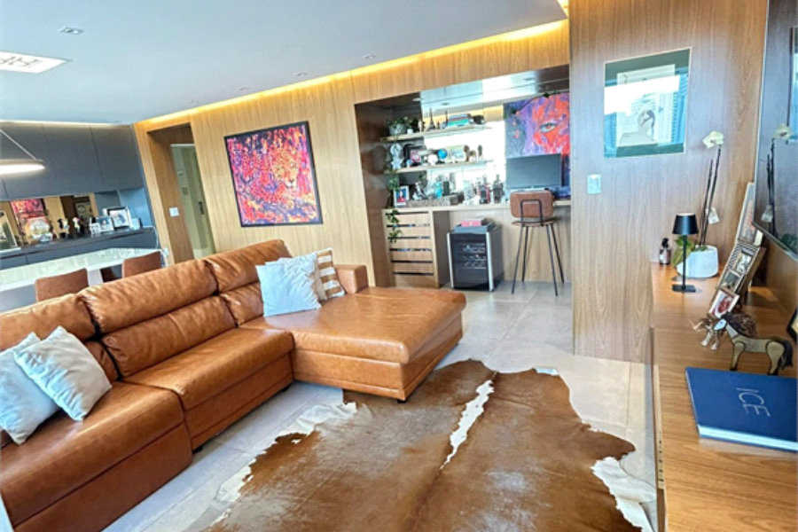Apartamento à venda com 3 suítes em Barra Funda, São Paulo, SP