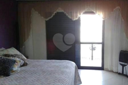 Casa à venda com 4 quartos, sendo 1 suíte, em Wanel Ville, Sorocaba, SP