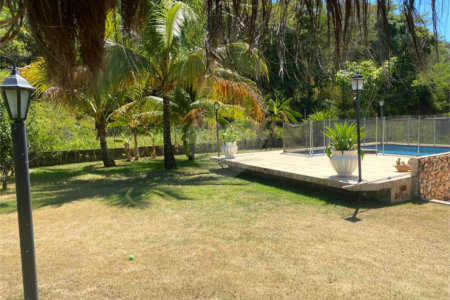 Casa à venda com 4 quartos, sendo 2 suítes, em Ubatiba, Maricá, RJ