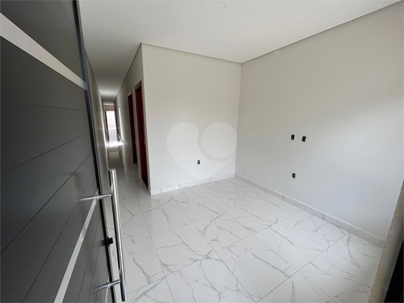 Casa de Vila à venda com 2 quartos, sendo 1 suíte, em Vila Nova Sorocaba, Sorocaba, SP