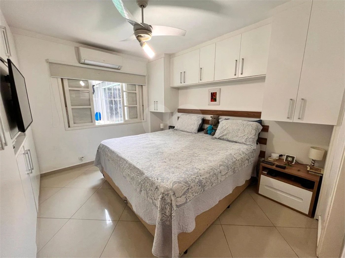 Casa à venda com 3 quartos, sendo 1 suíte, em Jardim Oriental, São Paulo, SP