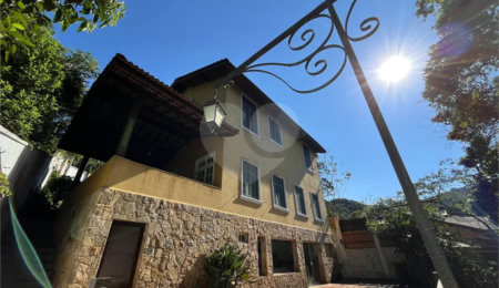 Condomínio à venda com 3 quartos, sendo 1 suíte,  em Serra da Cantareira, Mairiporã, SP