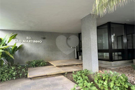 Apartamento à venda com 3 quartos, sendo 1 suíte,  em Cerqueira César, São Paulo, SP