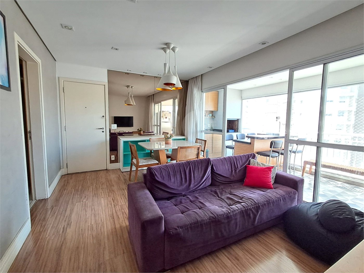 Apartamento à venda com 3 quartos, sendo 1 suíte, em Água Branca, São Paulo, SP