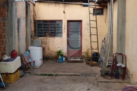 Casa à venda com 2 quartos, sendo 1 suíte, em Jardim Adalberto Frederico de Oliveira Roxo I, Araraquara, SP