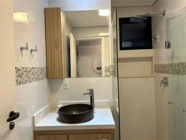 Apartamento à venda com 2 quartos em Campo Belo, São Paulo, SP