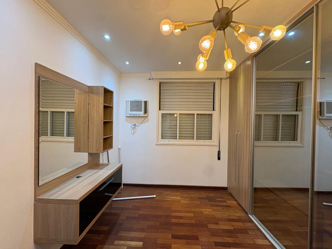 Apartamento com 3 dormitórios à venda, 145 m² por R$ 1.350.000,00 - Pompéia - Santos/SP