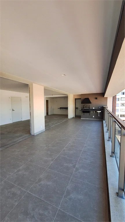 Apartamento à venda com 3 suítes em Vila Romana, São Paulo, SP