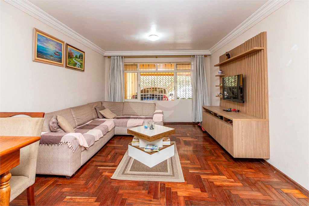 Sobrado à venda com 3 quartos, sendo 1 suíte, em Jardim Prudência, São Paulo, SP