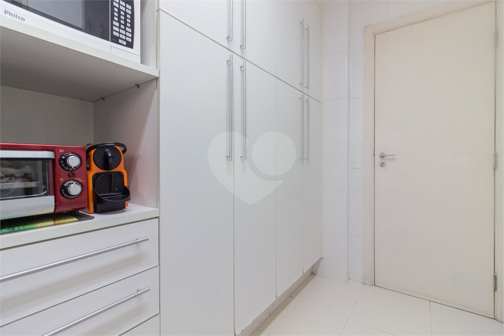 Apartamento à venda com 2 quartos, sendo 1 suíte, em Jardim Europa, São Paulo, SP