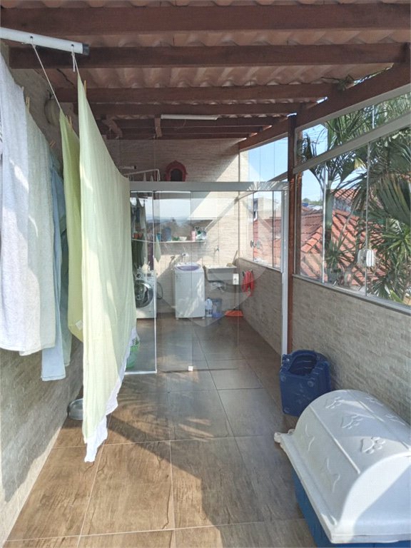 Sobrado à venda com 3 quartos, sendo 1 suíte, em Jardim Santa Beatriz, Guarulhos, SP