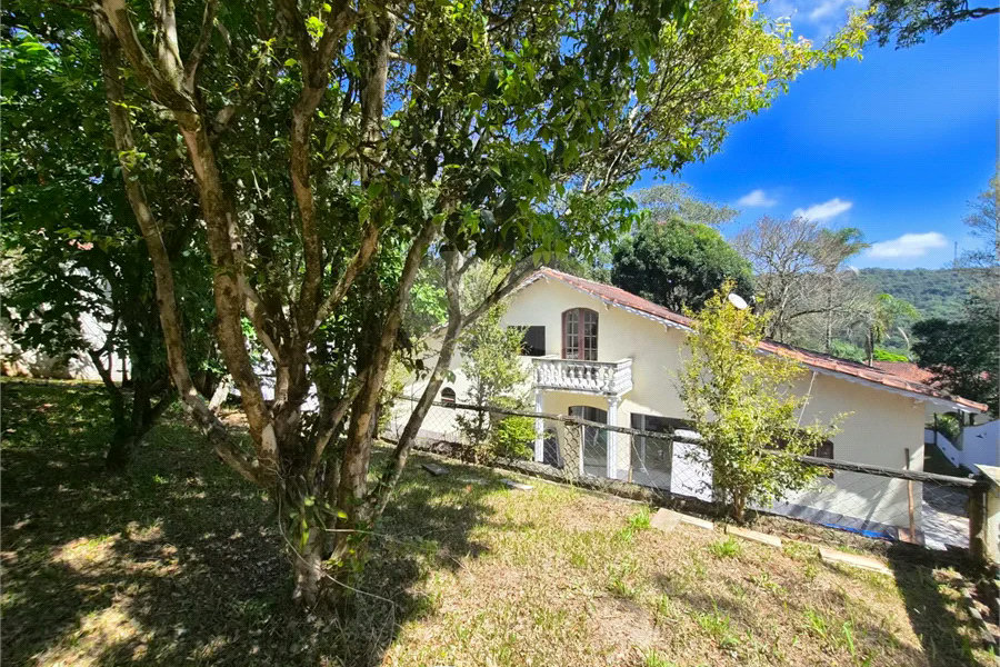 Casa à venda ou para alugar com 4 suítes no condomínio Parque Imperial da Cantareira, Mairiporã - SP