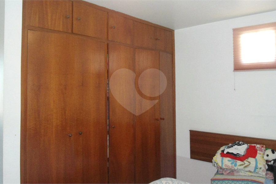Sobrado à venda ou para alugar com 3 suítes em Vila Mascote, São Paulo, SP