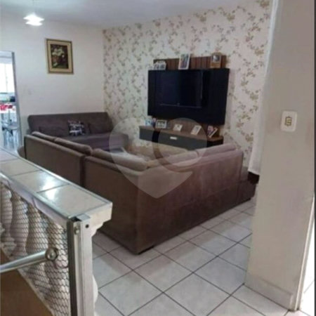 Sobrado à venda com 4 quartos em Cidade Kemel, Poá, SP