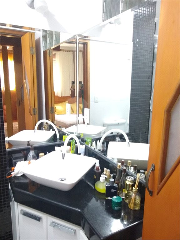 Apartamento à venda com 3 quartos, sendo 1 suíte, em Vila Augusta, Guarulhos, SP