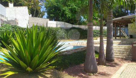 Sobrado à venda com 3 quartos, sendo 1 suíte, em Jardim do Lago, Atibaia, SP