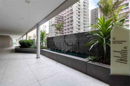 Apartamento à venda com 3 suítes em Campo Belo, São Paulo, SP