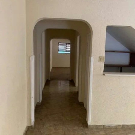 Casa/ Sobrado Amplo no Boqueirão/ Santos/SP