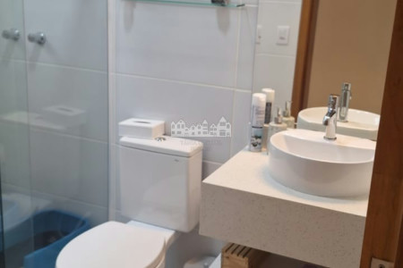 Casa à venda com 3 quartos, sendo 1 suíte, em Residencial Jardins da Catalunha, Atibaia, SP