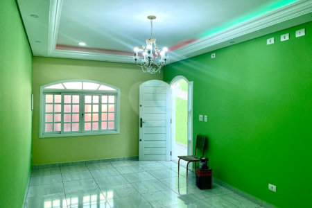 Casa à venda com 3 quartos em Vila Anglo Brasileira, São Paulo, SP