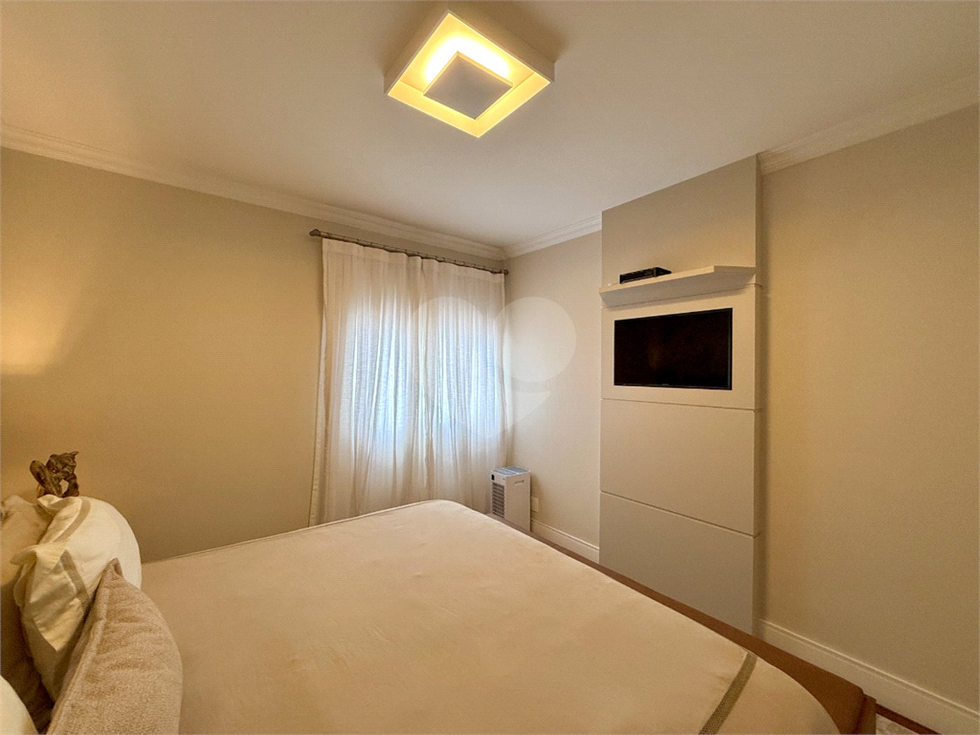 Apartamento à venda com 3 suítes em Campo Belo, São Paulo, SP