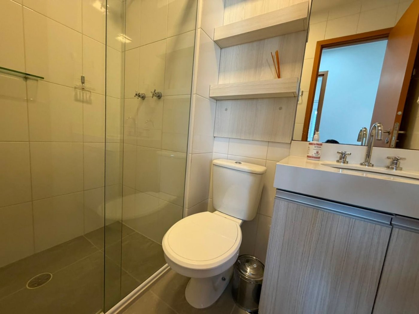 Apartamento com 2 dormitórios à venda, 72 m² por R$ 1.350.000,00 - Gonzaga - Santos/SP