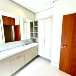 Casa à venda com 4 quartos, sendo 3 suítes, no condomínio Residencial Tivoli Park, Sorocaba - SP