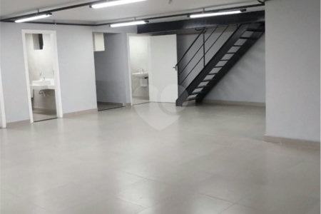 Prédio à venda em Lapa, São Paulo, SP