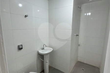 Sobrado à venda com 2 quartos, sendo 1 suíte, em Vila Brasílio Machado, São Paulo, SP