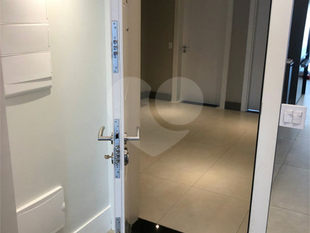 Apartamento à venda com 2 quartos, sendo 1 suíte,  em Perdizes, São Paulo, SP