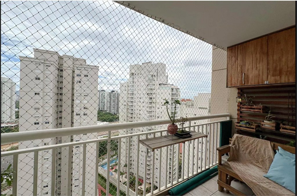 Apartamento à venda com 2 quartos, sendo 1 suíte,  em Água Branca, São Paulo, SP
