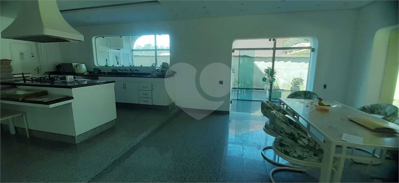 Casa à venda com 4 suítes no condomínio Parque Imperial da Cantareira, Mairiporã - SP