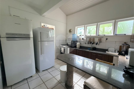 Casa em condomínio à venda com 4 quartos, sendo 3 suítes, em Manguinhos, Armação dos Búzios, RJ